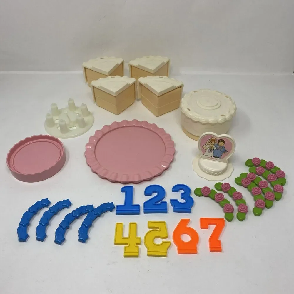 VTG 1987 Fisher-Price Fun With Food Create-A-Cake Set USA Wedding Birthday